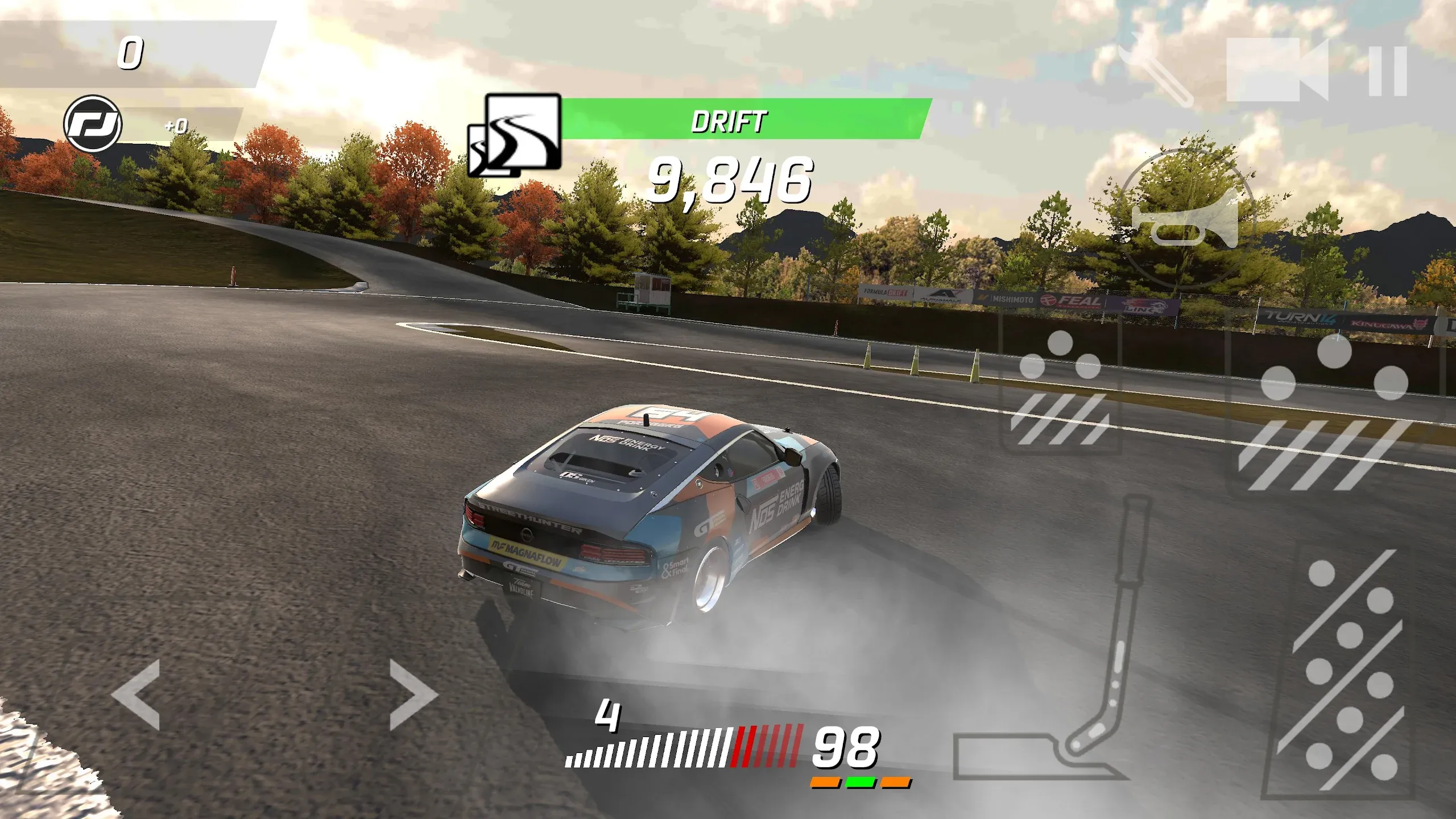 Torque Drift v2.32.2 APK Мод (Много денег) Screenshot 1