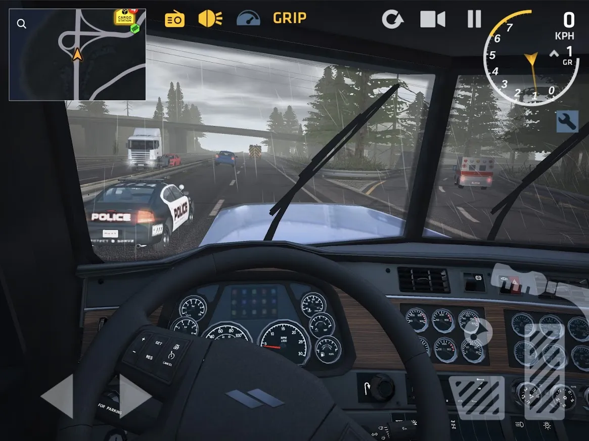 Ultimate Truck Simulator [мод: много денег] Screenshot 3