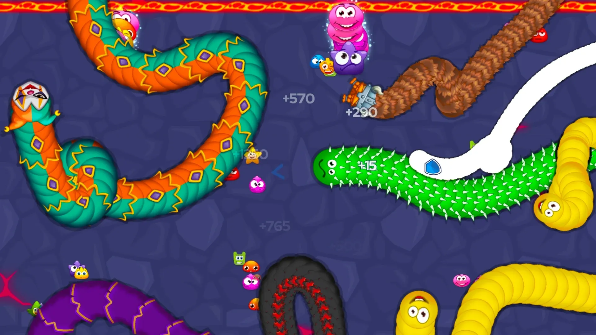Червяки на охоте - змейка .iO v4.16.1 APK Мод (Много денег) Screenshot 1